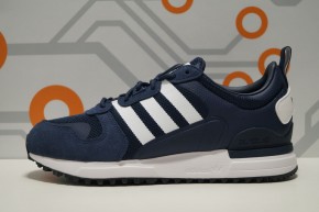 ADIDAS ZX 700 HD