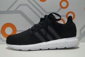 ADIDAS SWIFT RUN JUNIOR