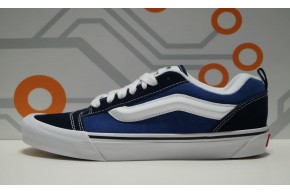 VANS KNU SKOOL