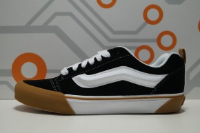 VANS KNU SKOOL