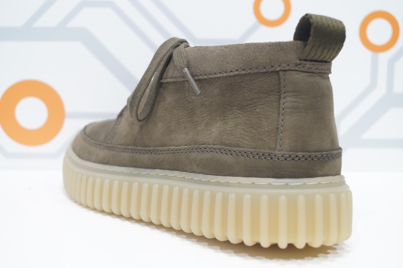 CLARKS TORHILL LACET HI - kaki