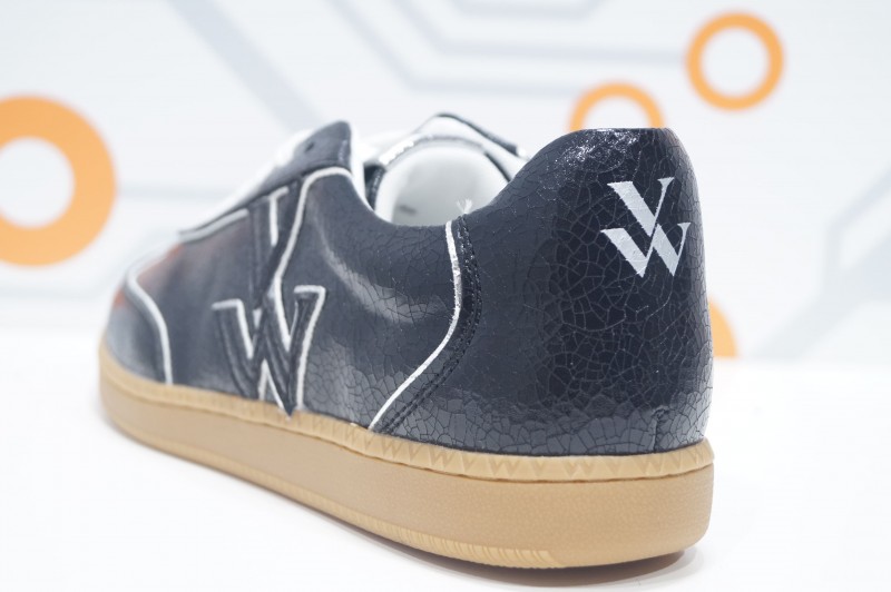 V.WU AURA INITIALS 2836 noir