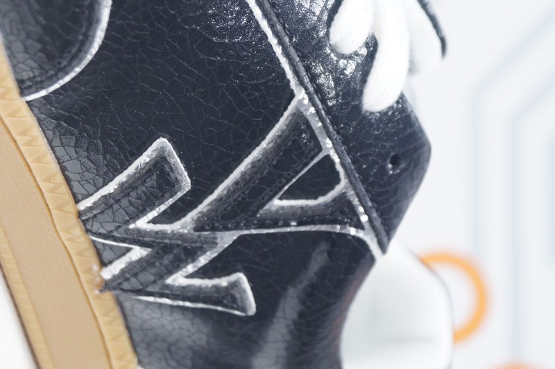 V.WU AURA INITIALS 2836 noir