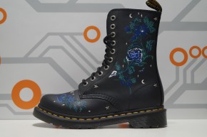 DR MARTENS 1490 MYSTGARD