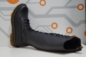 DR MARTENS 1B60 VIRGINIA